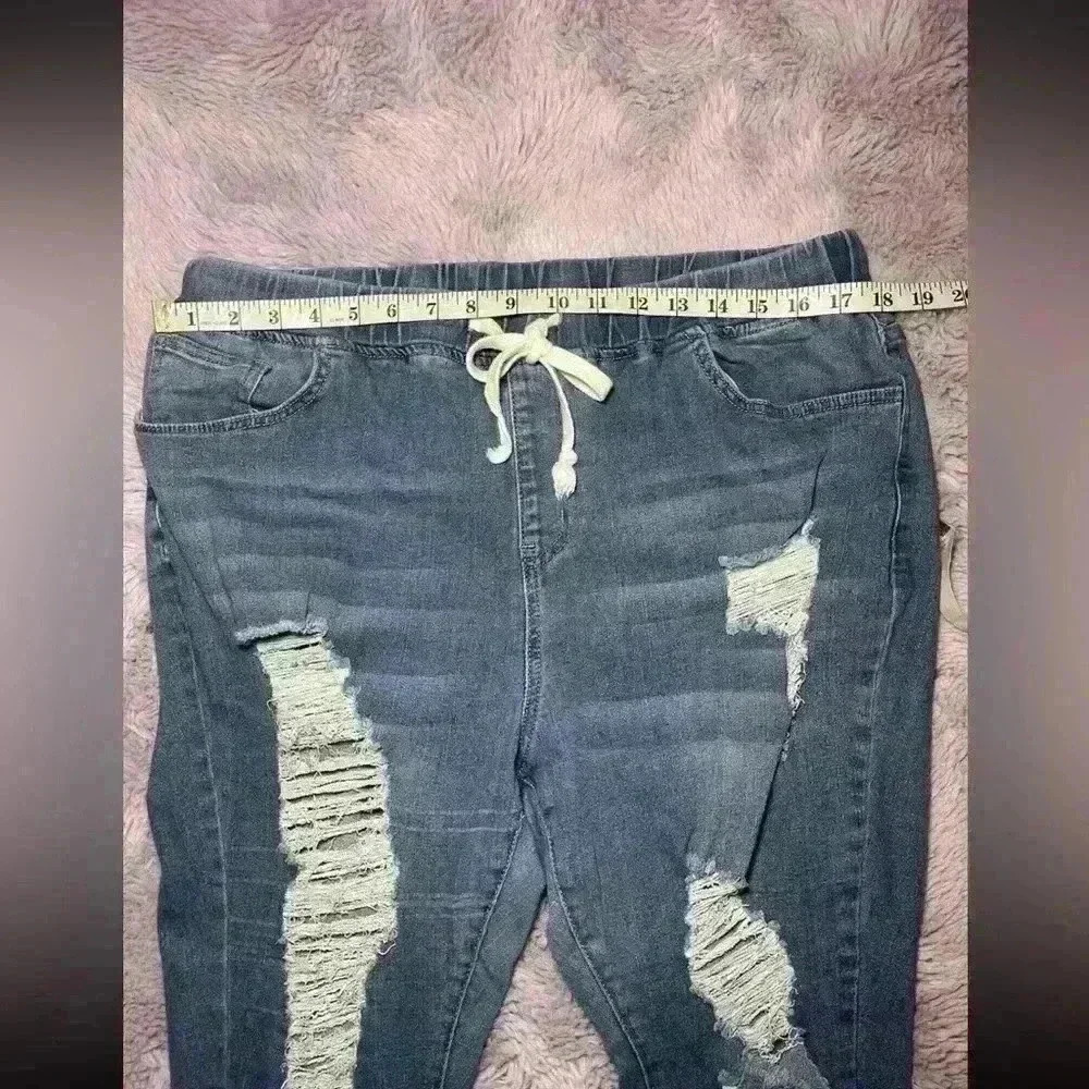 Shein 3XL Distressed Jeans - Picture 4 of 6